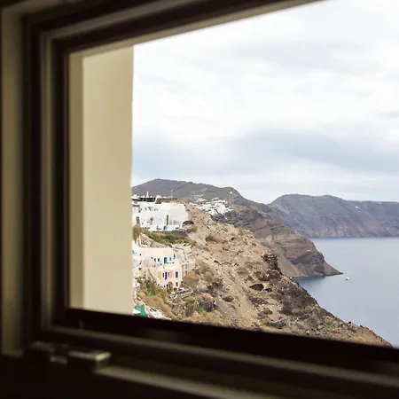 The Dream Santorini Oia (Santorini)