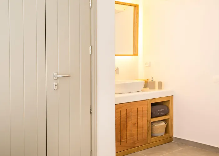 The Dream Santorini Hotel Oia