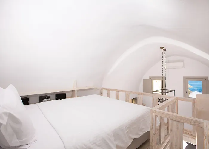 The Dream Santorini 4*