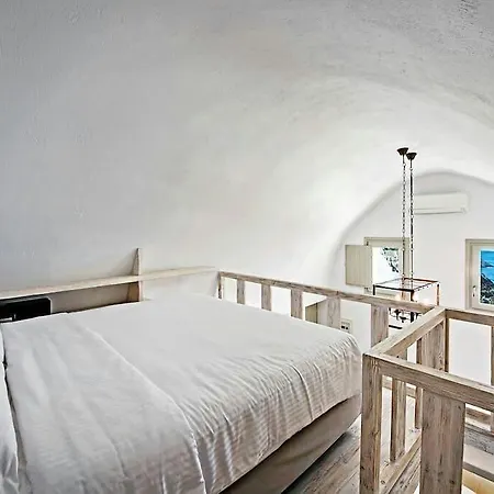 Отель The Dream Santorini Ия