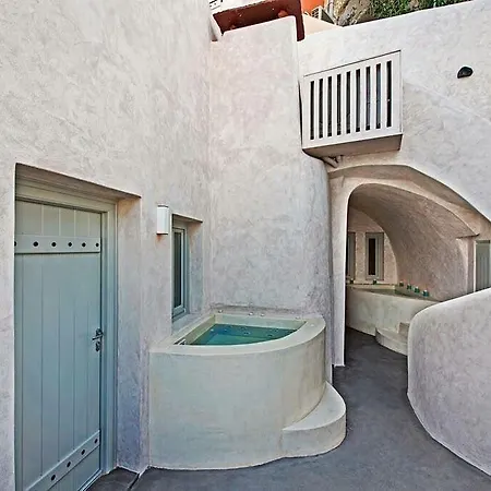 The Dream Santorini Oia