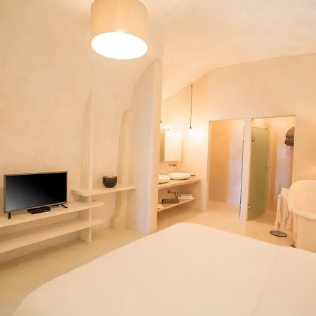 Отель The Dream Santorini 4*