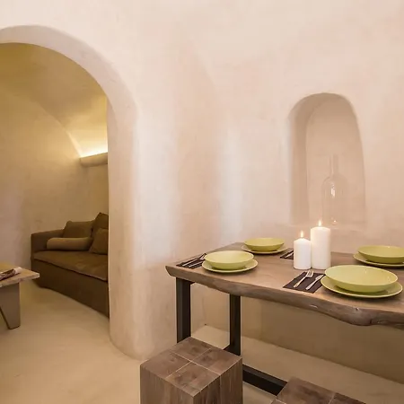 The Dream 4* Oia (Santorini)