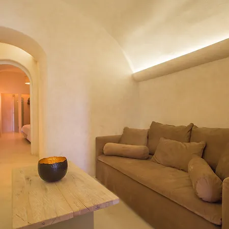 The Dream Santorini Oia