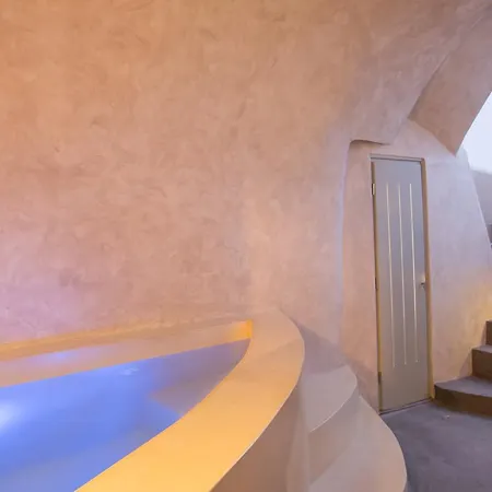 The Dream Santorini Oia